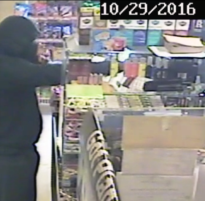 NOPD Seeking Two Suspects in Robbery on Gentilly Boulevard
