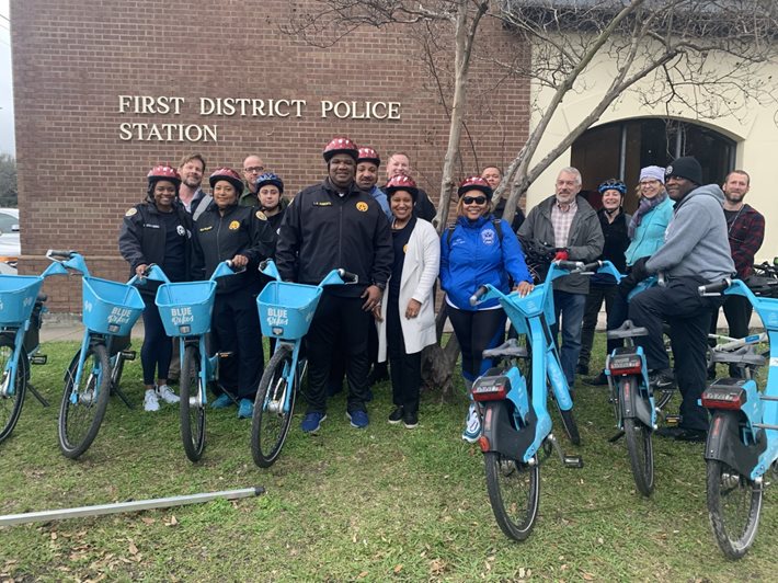 NOPD Partners with Bike Uneasy for ‘Bikes in Blue’ Social Ride