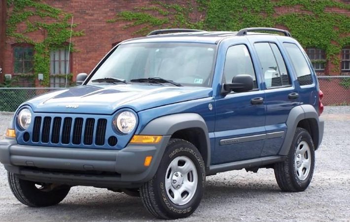 Auto Theft Reported on Magazine Street