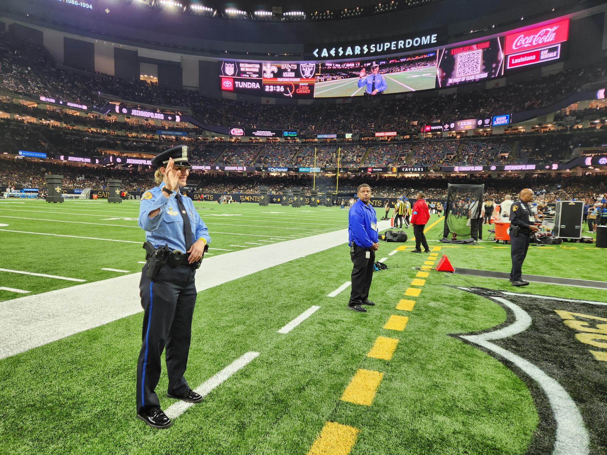 🏈👮‍♂️ Saints Officer Spotlight! 👮‍♀️🏈